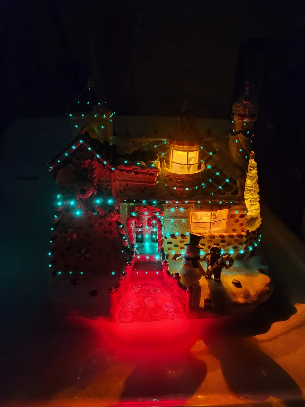 Vintage Cracker Barrel Holiday Gingerbread LED Decorative House - Multicolor
